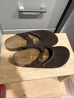 VINTAGE Birkenstock Boston Mocha Suede Clogs - Yellow Print - Size 38